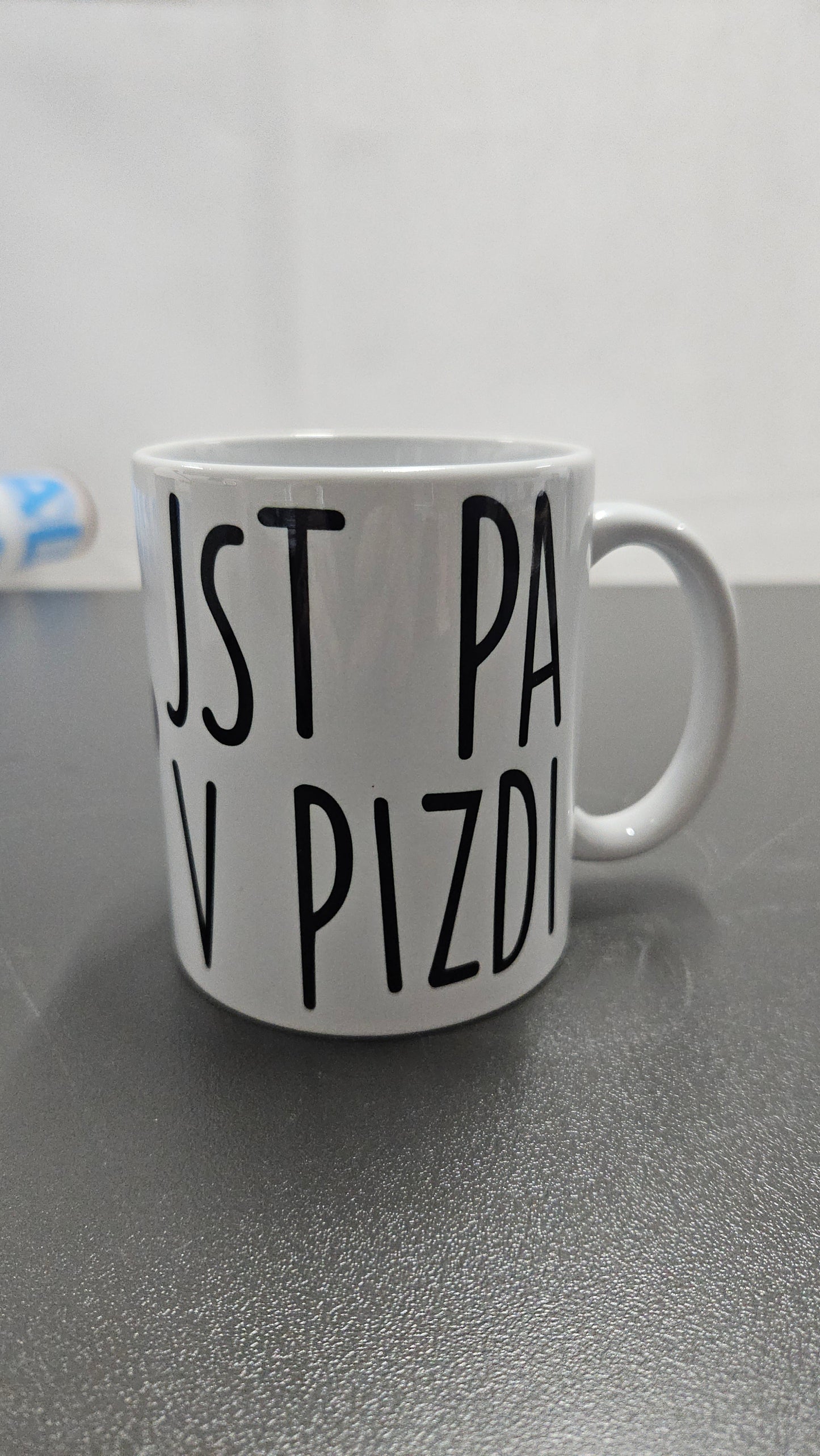 Skodelica Ljubo doma jst pa v pi.di