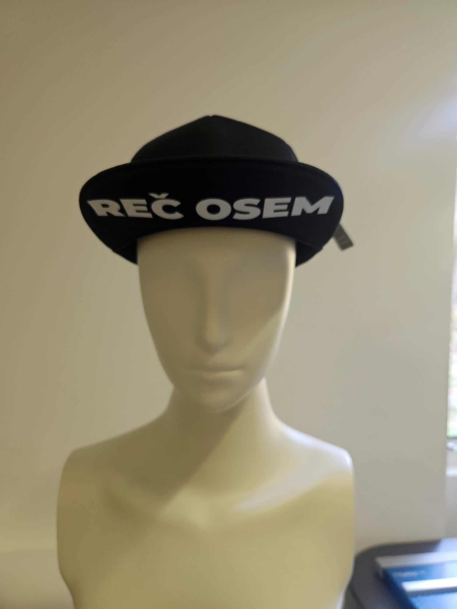 Reč Osem kolekcija