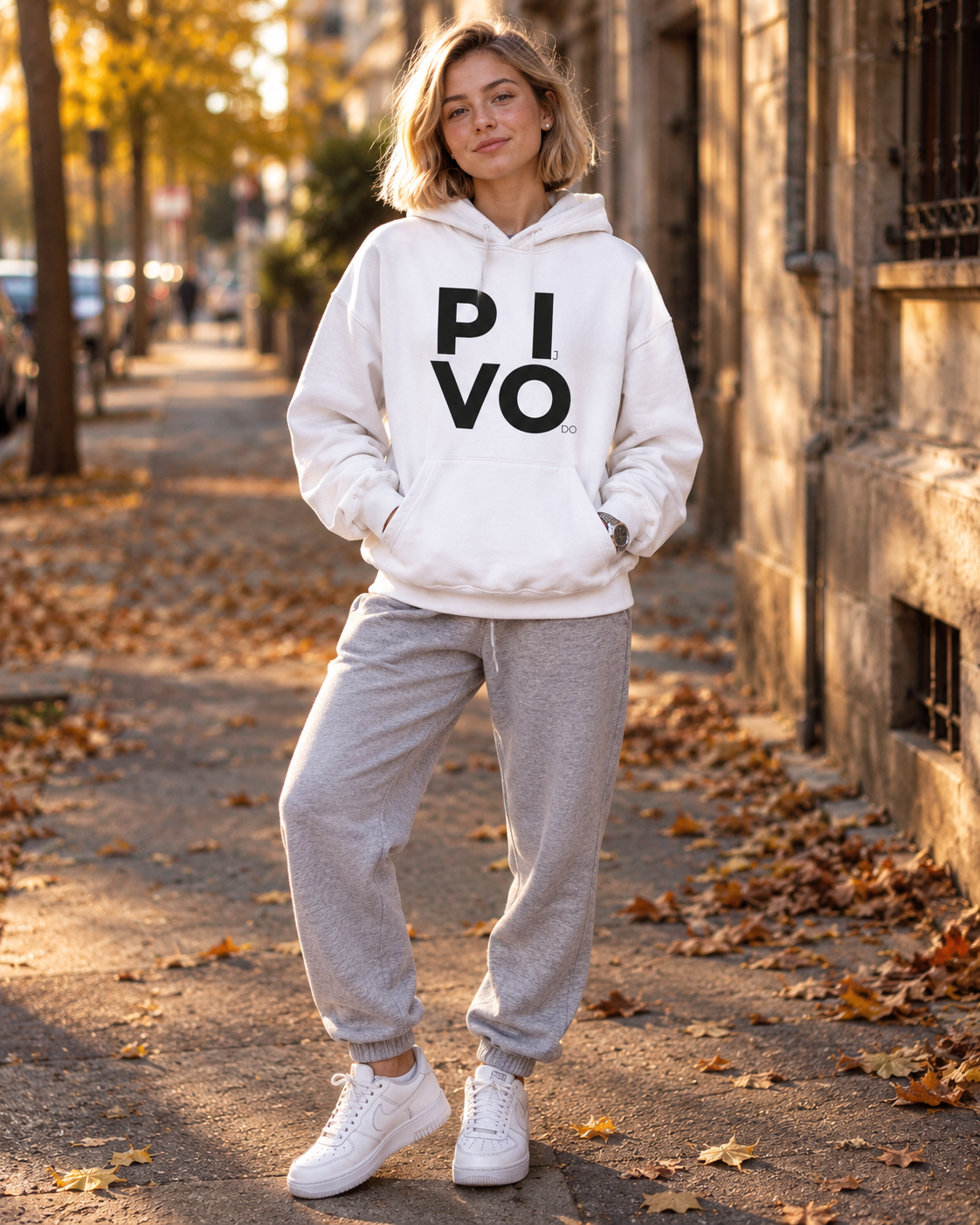pulover s kapuco "PIj VOdo" - lifestyle bel