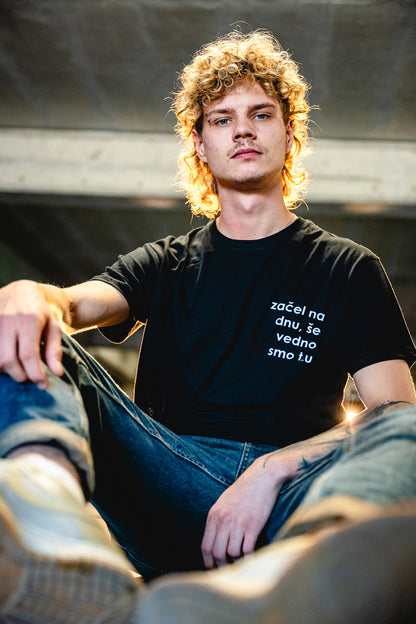 začel na dnu shirt