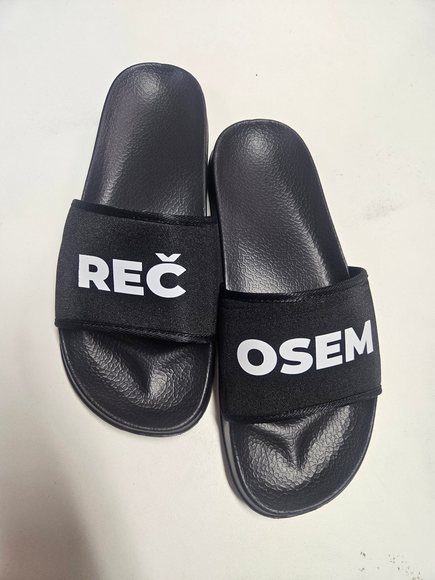 Natikači "Reč osem"