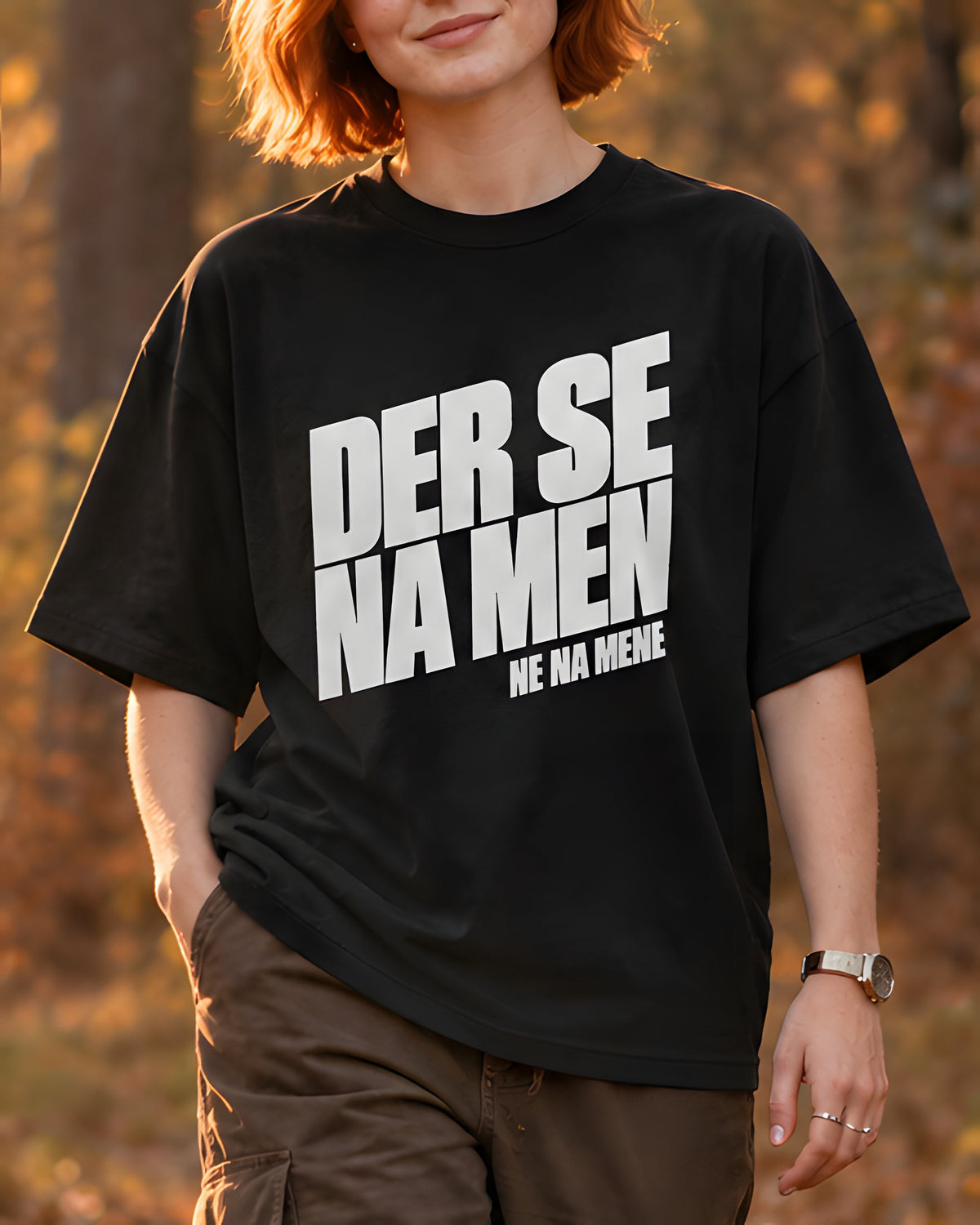 majica "der se na men ne na mene" - izrez črna