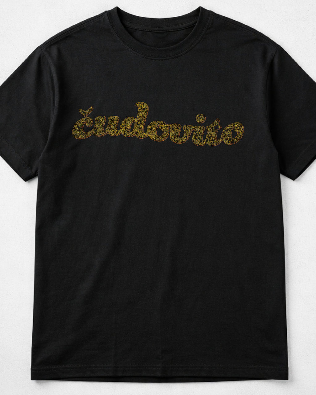 majica "čudovito" - mockup črn