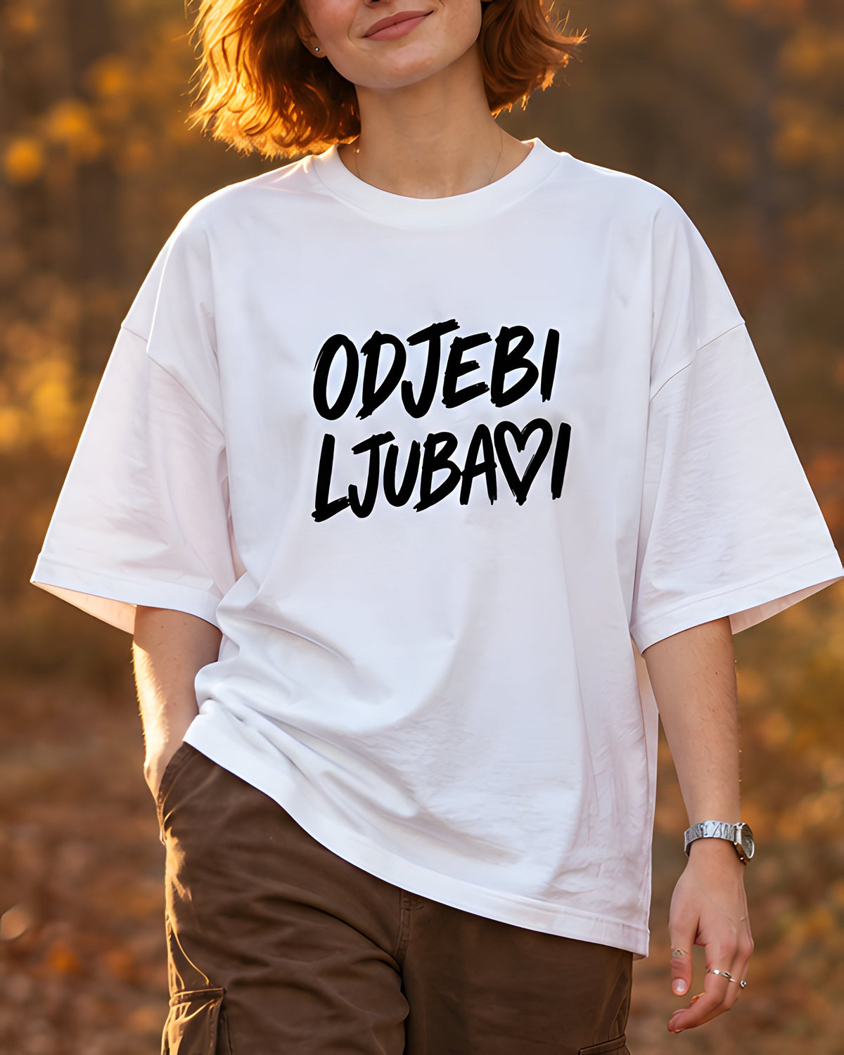majica "odjebi ljubavi" - izrez bela