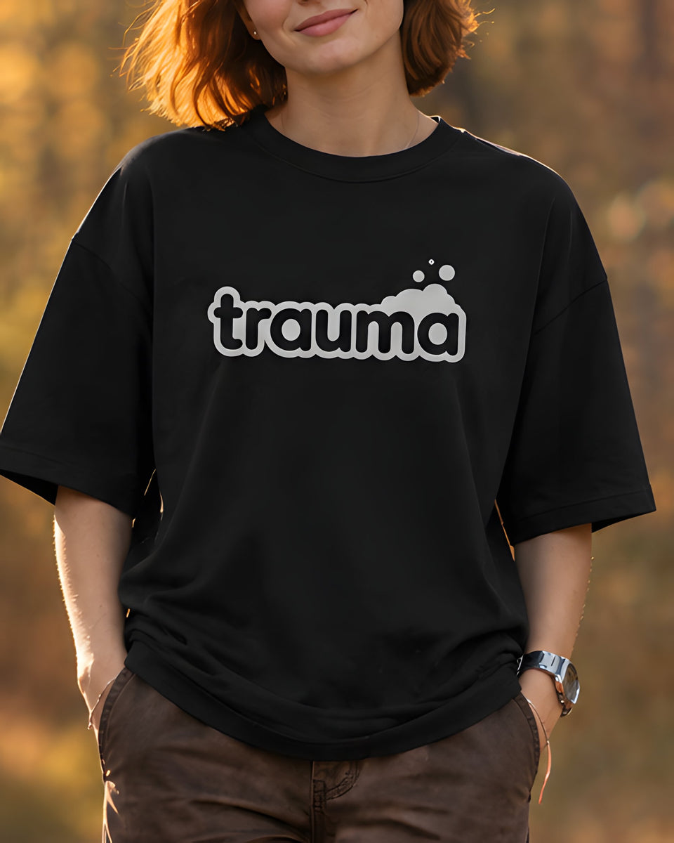 majica "trauma" - izrez črna