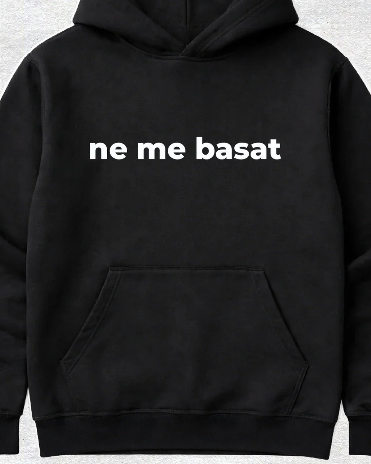 pulover s kapuco "ne me basat!
